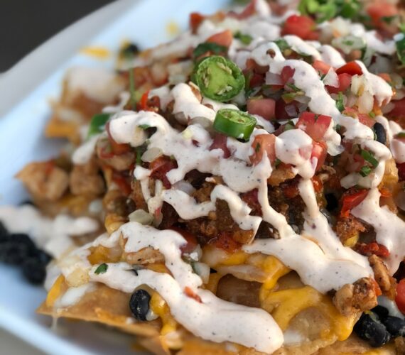What Are the Must-Try Local Dishes in Puerto Escondido?
